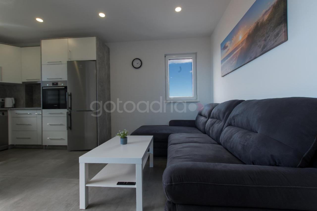 Sea View Apartments Diana Makarska Extérieur photo